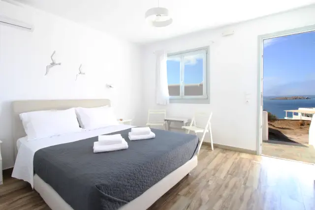 Classic Sea View Suite